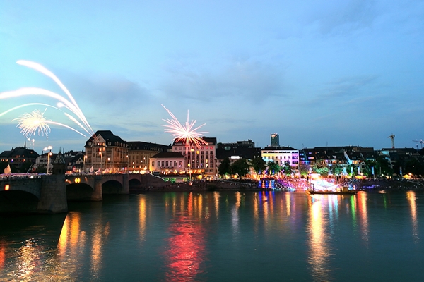 Feuerwerk_Basel